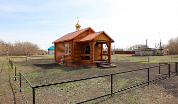 Литургия в храме села Золотое Макушинского района