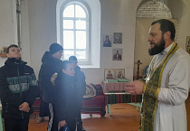 Для школьников села Лисье прошел урок в храме