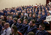 Митрополит Даниил поздравил прокуроров Зауралья с профессиональным праздником