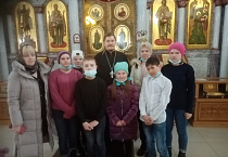 В Кургане воспитанники детского дома побывали в соборе