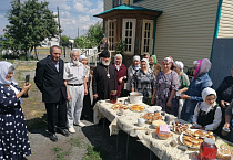 Успенский приход посёлка Варгаши встретил праздник Пятидесятницы