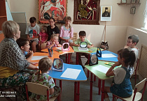 В «Семейной гостиной «Очаг» города Кургана правильному родительству учат на примере мудрости Феофана Затворника