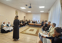 В Кургане школьники-экскурсанты узнали, что такое храм