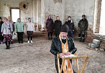 В храме села Матасы установили крест