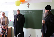 Митрополит Даниил впервые посетил православную школу во имя Александра Невского в Кургане
