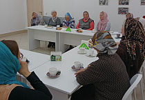 Участники курганского клуба православных женщин пообщались с педагогом воскресной школы