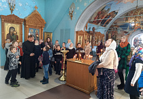 Не нужно ездить по всему миру в поисках благодати, она находится и в наших храмах