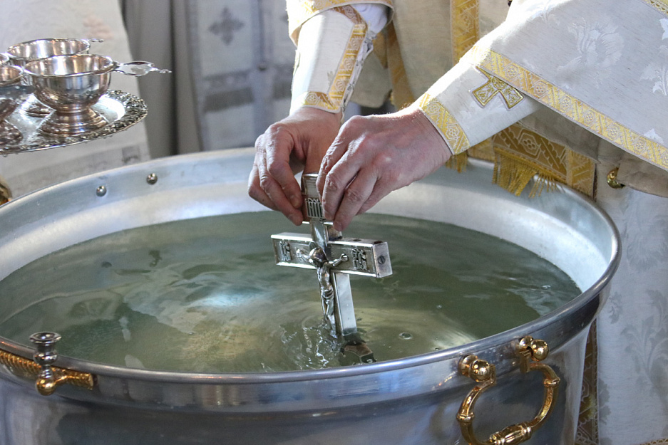 Митрополит Даниил в Крещенский сочельник совершил чин Великого освящения воды