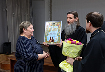 Митрополит Даниил провёл встречу с педагогами Александро-Невской гимназии