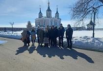 Учащиеся курганской православной школы побывали в Далматовском монастыре