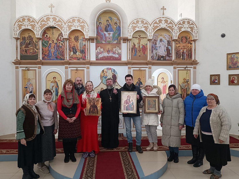 Настоятель храма в селе Рычково поздравил гостей Казачьего подворья с наступающим постом