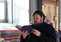 Митрополит Даниил молился в Александро-Невском соборе за первым уставным богослужением Великого поста