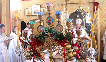 Царские часы и Литургия в Рождественский сочельник