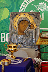В Кургане возле Троицкого собора открылась традиционная Троицкая выставка-ярмарка