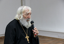 Протоиерей Евгений Соколов провёл семинар для курганских священнослужителей