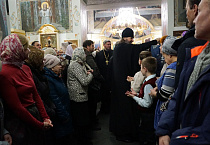 Митрополит Даниил сослужил всенощное бдение в Ильинском соборе Архангельска