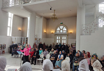 В Троицком соборе Кургана в праздник жен-мироносиц выступил «Поющий город»