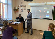 На педсовете в  православной гимназии Кургана сыграли мини-спектакль по «Педагогической поэме» Макаренко