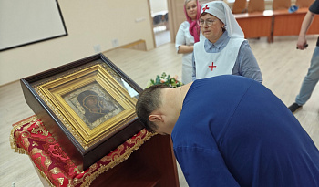 Казанская икона Божией Матери в госпитале ветеранов