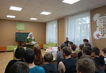 Студентам курганского колледжа рассказали о семье, любви и чудесах Святителя Николая