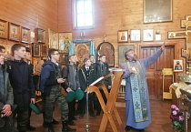 Зауральские кадеты-восьмиклассники посетили гарнизонный храм