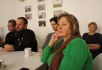 «Все ли религии ведут к одному Богу?»: в православном женском клубе Кургана прошла очередная встреча 