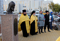 В Кургане во время казачьего праздника освятили памятник преподобному Далмату Исетскому