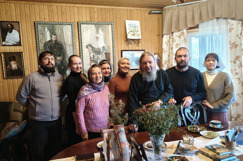 Прихожане храма Матроны Московской совершили паломничество по уральским святыням
