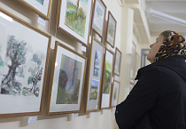 В Кургане открылась благотворительная выставка-продажа картин
