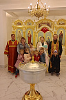 Курганский священник совершил крещение детей-погорельцев