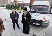 Митрополит Даниил наклеил на «Народную газель» 14-ю звезду за поездки в зону СВО