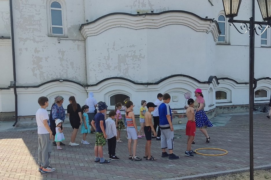 В Частоозерском храме состоялись Троицкие соревнования для юных прихожан
