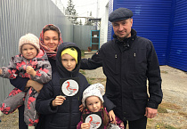 Участники проекта «Папина школа» поздравили своих пап с Днём отца