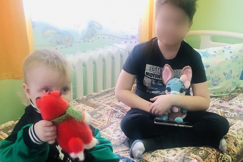 В Кургане сёстры милосердия раздают больным детям «витаминки счастья»