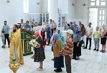 Митрополит Даниил совершил Божественную литургию в Свято-Троицком соборе города Кургана