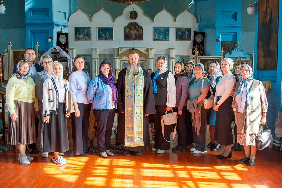 В храме села Гладковское побывали участники педагогического семинара