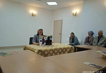 Прихожане Троицкого  собора  Кургана встретились  с известным зауральским  скульптором
