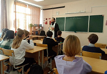 В Зауралье священник объяснил школьникам, что за праздник - Рождество Христово