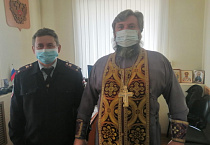 Председатель военного отдела Курганской епархии встретился с сотрудниками МВД и ФНС