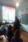В Старопросветской школе священник рассказал об «Основах православной культуры»
