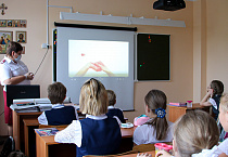 Пятиклассников Курганской православной школы научили правильно мыть руки