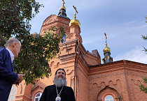 Митрополит Даниил рассказал директору ГТРК «Курган» о церковных праздниках, кремации и неоязычестве