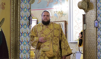 Предпразднство Воздвижения Честного и Животворящего Креста Господня. Божественная литургия