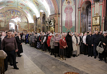 В главном соборе Зауралья встретили Пасху Христову