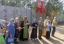 В посёлке Старый Просвет совершён крестный ход с образом Божией Матери «Неопалимая купина»