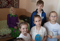 В Кургане дети подарили радость жильцам Лесниковского дома-интерната