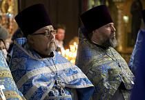 Три архиерея совершили Литургию в престольный праздник Александро-Невском собора Кургана  