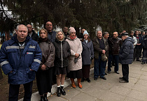 В Кургане освятили Поклонный крест в локомотивном депо