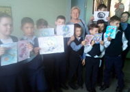 В Курганской православной школе День космонавтики отметили «выставкой одного предмета»