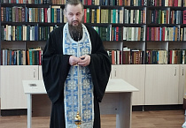 Курганский священник совершил очередной пастырский визит в наркодиспансер